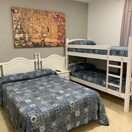 Hostal 82 Olías del Rey Esterno foto