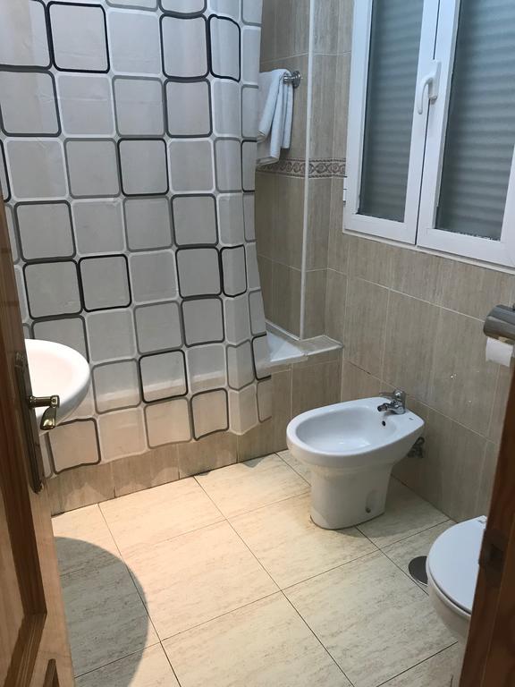 Hostal 82 Olías del Rey Esterno foto