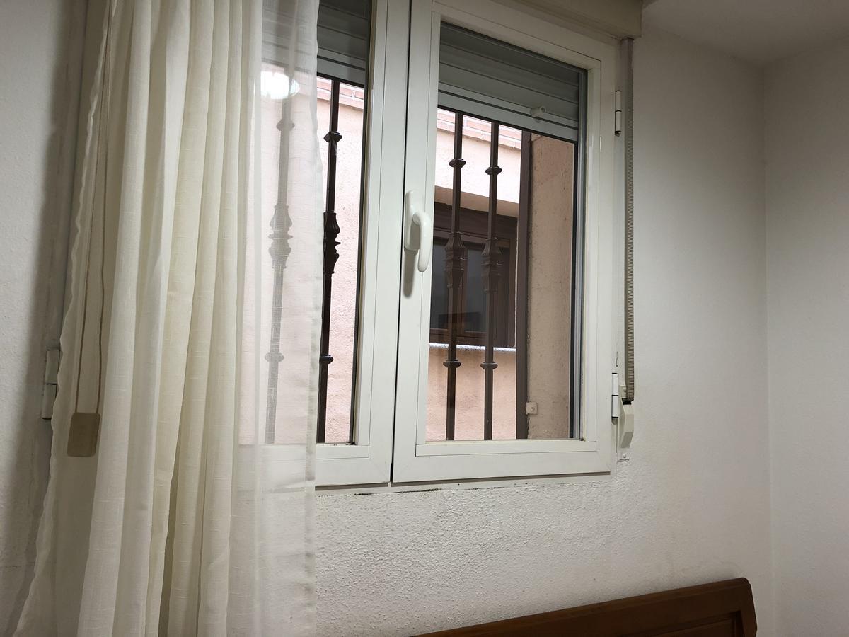 Hostal 82 Olías del Rey Esterno foto
